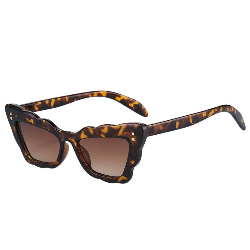 Retro high-end wave pattern progressive sunglasses